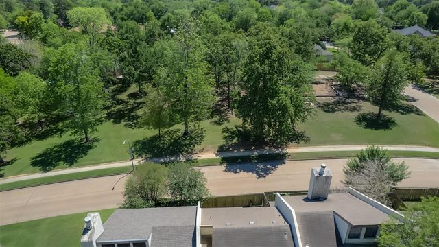 12227 Glenview Drive, Montgomery, TX 77356