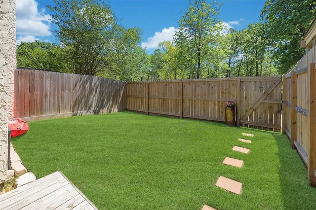12227 Glenview Drive, Montgomery, TX 77356