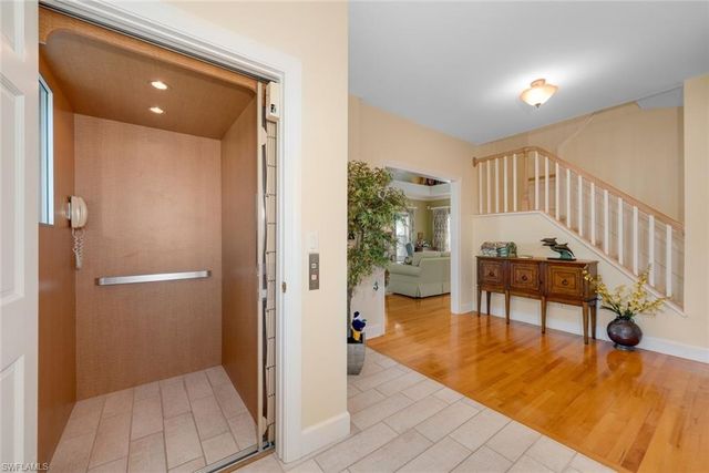 1172 Kittiwake CIR, Sanibel, FL 33957