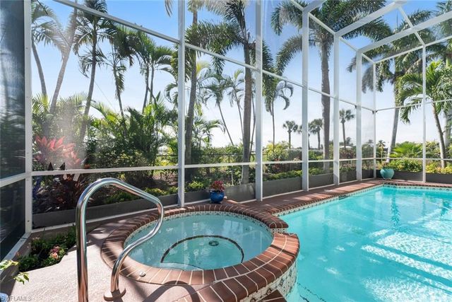 1172 Kittiwake CIR, Sanibel, FL 33957