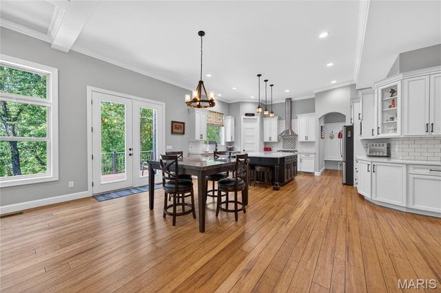 1075 Stonebrooke Lane, Wentzville, MO 63385