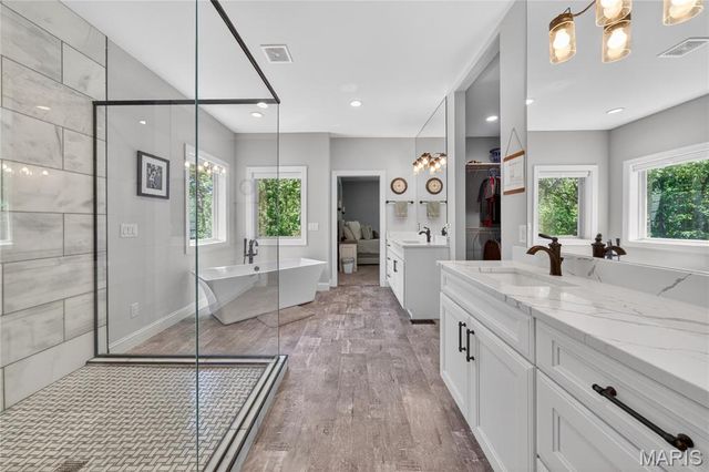 1075 Stonebrooke Lane, Wentzville, MO 63385