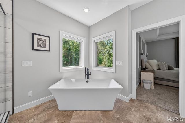 1075 Stonebrooke Lane, Wentzville, MO 63385