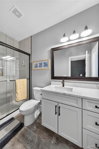 1075 Stonebrooke Lane, Wentzville, MO 63385