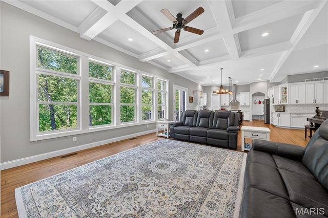 1075 Stonebrooke Lane, Wentzville, MO 63385