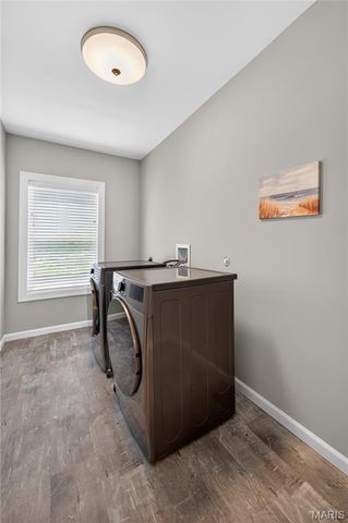 1075 Stonebrooke Lane, Wentzville, MO 63385