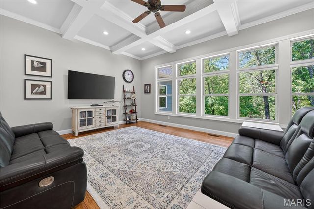1075 Stonebrooke Lane, Wentzville, MO 63385