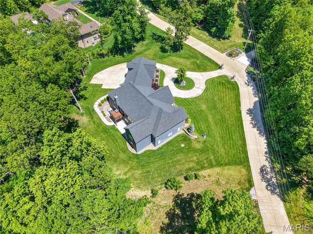 1075 Stonebrooke Lane, Wentzville, MO 63385