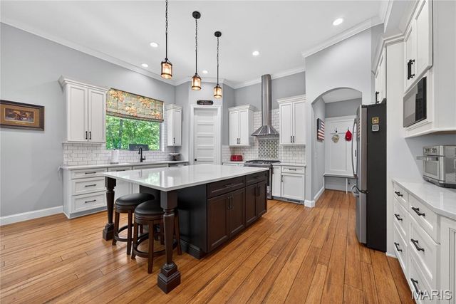 1075 Stonebrooke Lane, Wentzville, MO 63385