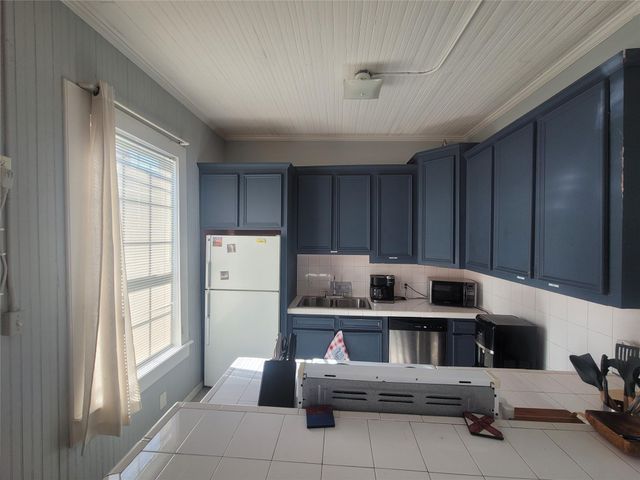 1707 Market Street 5, Galveston, TX 77550