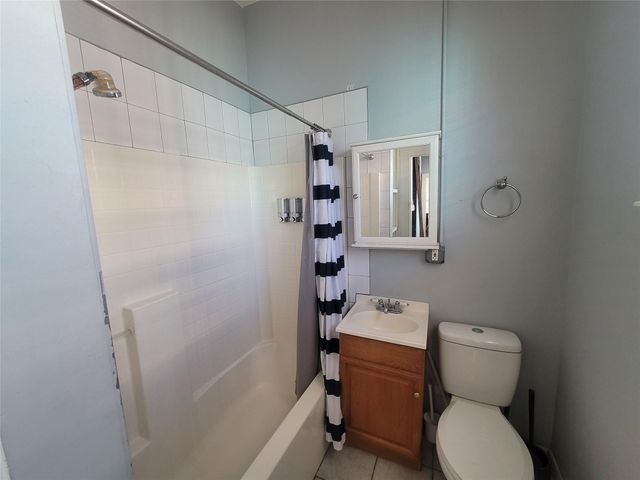 1707 Market Street 5, Galveston, TX 77550