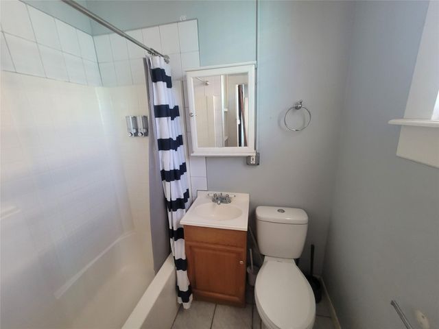 1707 Market Street 5, Galveston, TX 77550