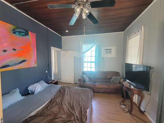 1707 Market Street 5, Galveston, TX 77550