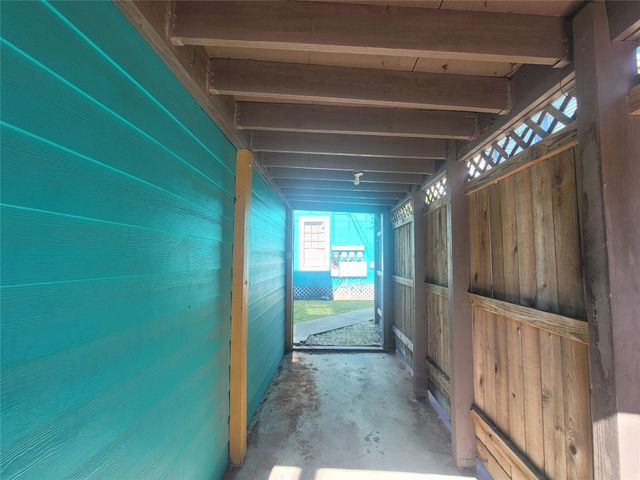 1707 Market Street 5, Galveston, TX 77550