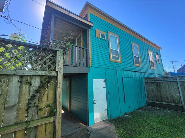 1707 Market Street 5, Galveston, TX 77550