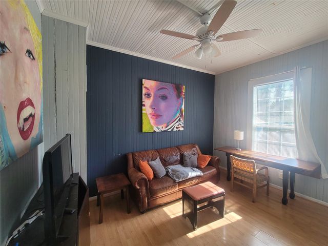 1707 Market Street 5, Galveston, TX 77550