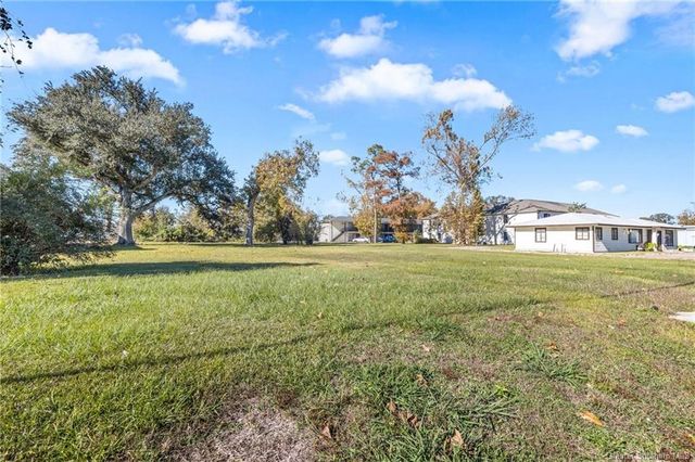 3510 Common Street, Lake Charles, LA 70607