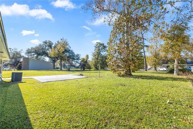 3510 Common Street, Lake Charles, LA 70607