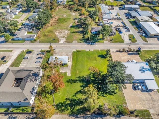 3510 Common Street, Lake Charles, LA 70607