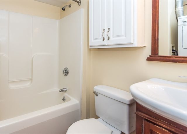 10 Middle Street Ct 7, Waltham, MA 02451