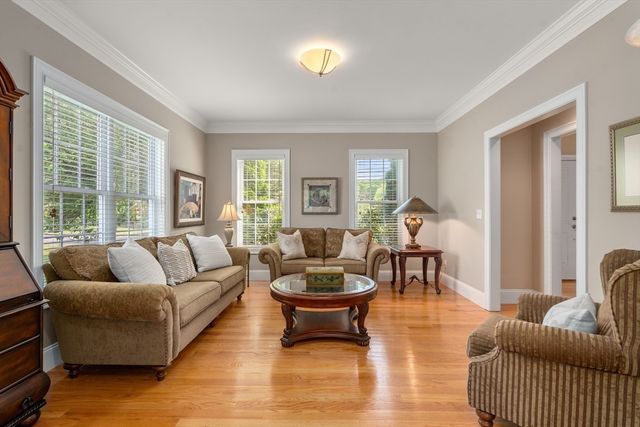 77 Cedar Street, Wellesley, MA 02481