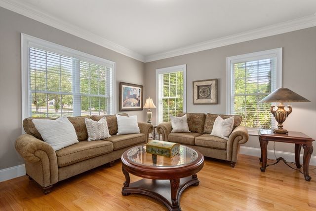77 Cedar Street, Wellesley, MA 02481