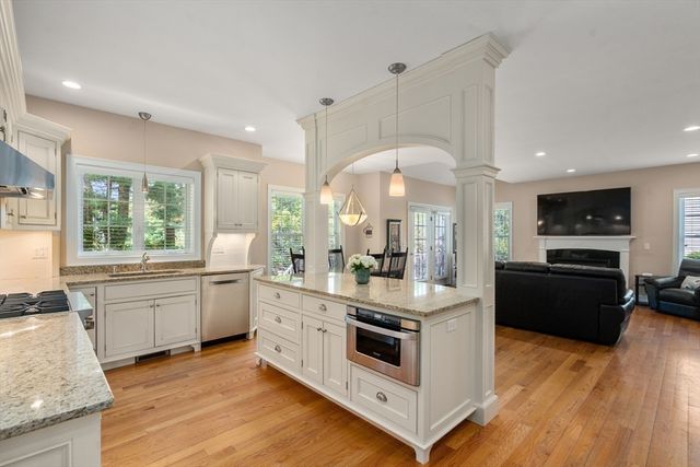 77 Cedar Street, Wellesley, MA 02481