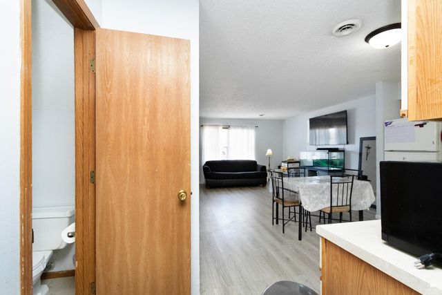 2506 Candle Crest Circle, Manhattan, KS 66503