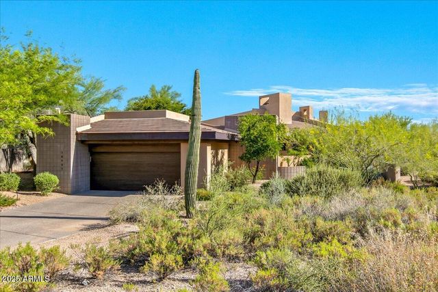 10507 E Fernwood Lane, Scottsdale, AZ 85262