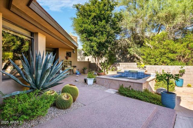 10507 E Fernwood Lane, Scottsdale, AZ 85262
