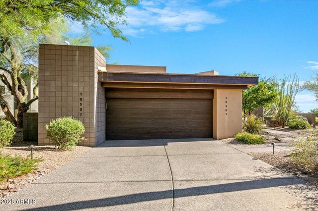 10507 E Fernwood Lane, Scottsdale, AZ 85262