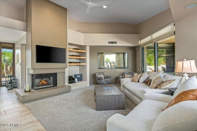 10507 E Fernwood Lane, Scottsdale, AZ 85262