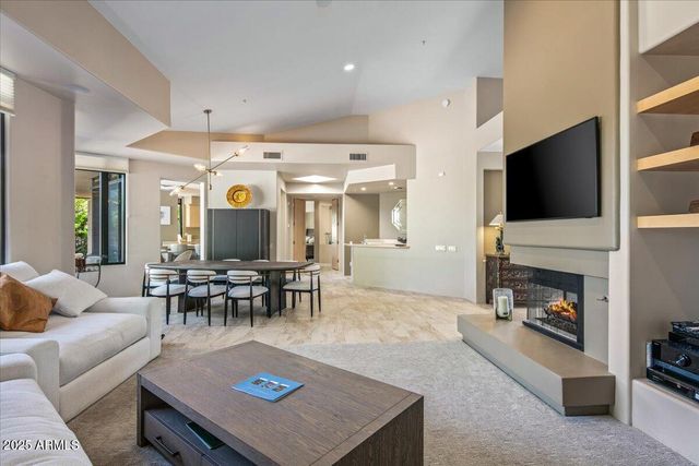 10507 E Fernwood Lane, Scottsdale, AZ 85262