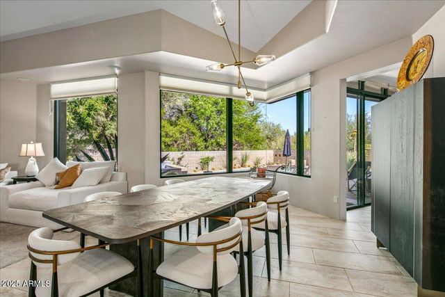 10507 E Fernwood Lane, Scottsdale, AZ 85262