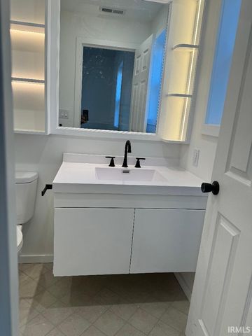 612 E WATER Street, Princeton, IN 47670