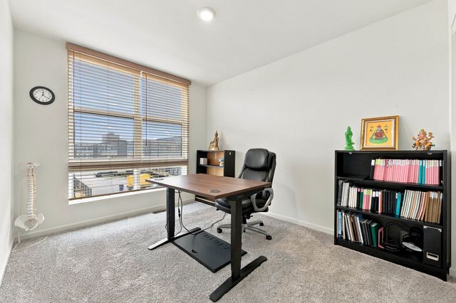 1209 Lakepointe Drive, Schaumburg, IL 60173