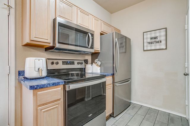 2521 Wakecrest Drive, Fort Worth, TX 76108