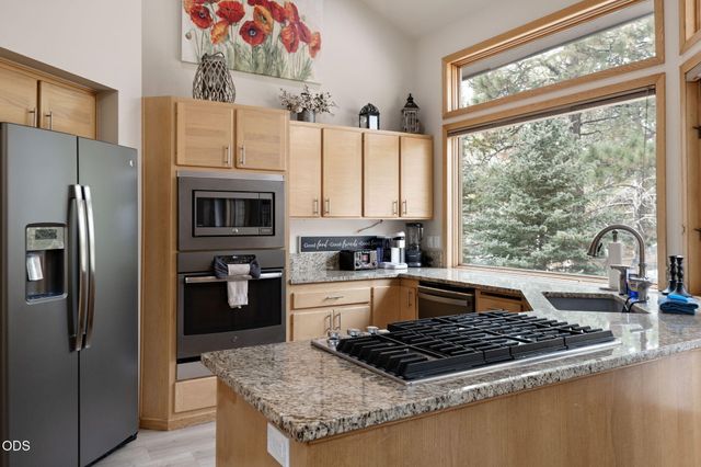 17926 Playoff Lane 3, Sunriver, OR 97707