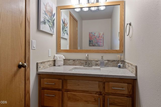 17926 Playoff Lane 3, Sunriver, OR 97707