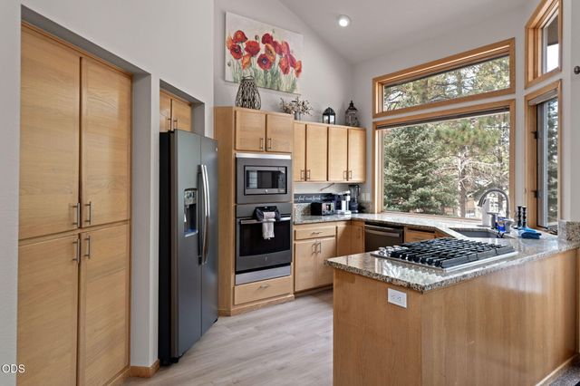 17926 Playoff Lane 3, Sunriver, OR 97707
