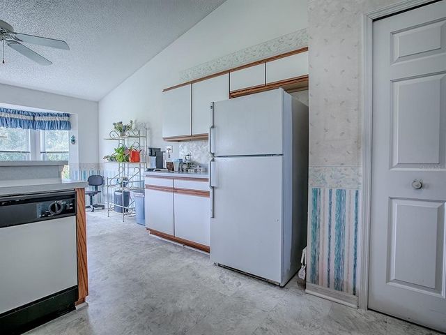 25241 LOST OAK CIRCLE, Leesburg, FL 34748