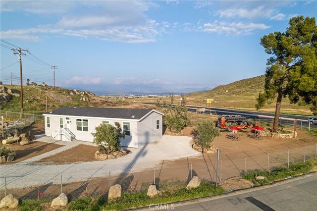 26220 Calvert Avenue, Hemet, CA 92545