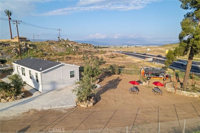 26220 Calvert Avenue, Hemet, CA 92545
