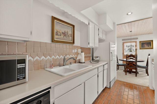 320 Artist Road 45, Santa Fe, NM 87501