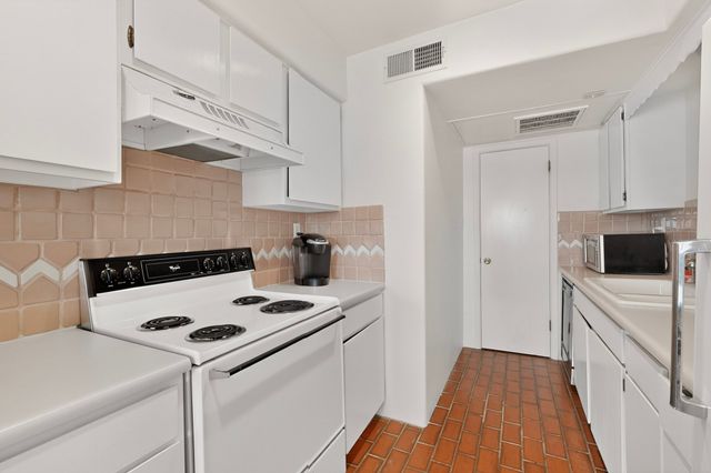 320 Artist Road 45, Santa Fe, NM 87501