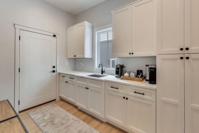 7301 Ponto Court, Morton Grove, IL 60053