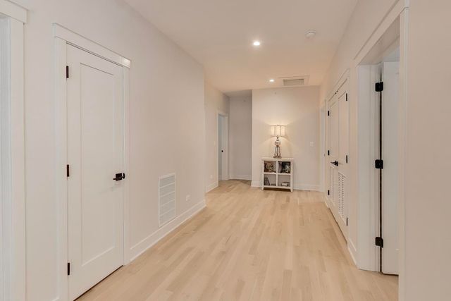 7301 Ponto Court, Morton Grove, IL 60053