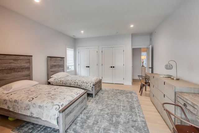 7301 Ponto Court, Morton Grove, IL 60053