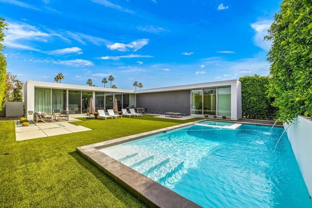 1961 S Palm Canyon Drive, Palm Springs, CA 92264