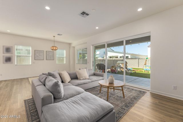 19762 W EXETER Boulevard, Litchfield Park, AZ 85340